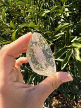 Load image into Gallery viewer, Mini Clear Quartz Offering Bowl,Crystal Quartz Altar Bowl,Crystal Tray,B96