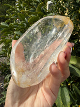 Load image into Gallery viewer, Clear Quartz Offering Bowl,Crystal Quartz Altar Bowl,Crystal Tray,B124