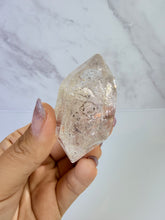 Load image into Gallery viewer, High Luster Enhydro Quartz w/ Moving Bubble &/or Carbon/Black Inclusions,A496