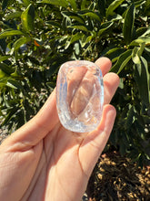 Load image into Gallery viewer, Mini Clear Quartz Offering Bowl,Crystal Quartz Altar Bowl,Crystal Tray,B95