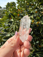 Load image into Gallery viewer, Natural Enhydro Quartz Crystal with Moving Water Bubble,A315