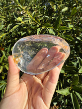 Load image into Gallery viewer, Mini Clear Quartz Offering Bowl,Crystal Quartz Altar Bowl,Crystal Tray,B104