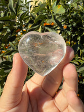 Load image into Gallery viewer, Clear Quartz Puff Heart Carving,#03