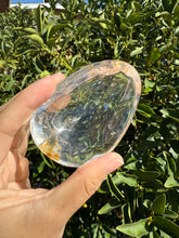 Load image into Gallery viewer, Mini Clear Quartz Offering Bowl,Crystal Quartz Altar Bowl,Crystal Tray,B104