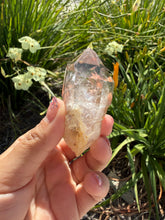 Load image into Gallery viewer, Natural Enhydro Quartz w/ Moving Bubble &/or Carbon/Black Inclusions,A456