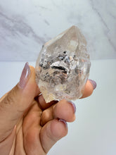 Load image into Gallery viewer, High Luster Enhydro Quartz w/ Moving Bubble &/or Carbon/Black Inclusions,A501