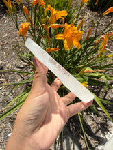 Load image into Gallery viewer, Natural Clear Quartz Gourd Dish,Crystal Tray,Decorative Altar Dish,B156