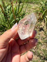 Load image into Gallery viewer, Natural Enhydro Quartz w/ Moving Bubble &/or Carbon/Black Inclusions,A488