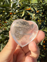 Load image into Gallery viewer, Clear Quartz Puff Heart Carving,#03