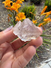 Load image into Gallery viewer, Natural Enhydro Quartz w/ Moving Bubble &/or Carbon/Black Inclusions,A471