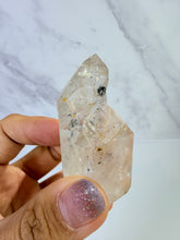 Load image into Gallery viewer, Natural Enhydro Quartz w/ Moving Bubble &/or Carbon/Black Inclusions,A495