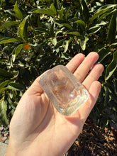 Load image into Gallery viewer, Mini Clear Quartz Offering Bowl,Crystal Quartz Altar Bowl,Crystal Tray,B97