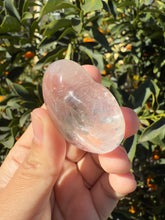 Load image into Gallery viewer, Clear Quartz Puff Heart Carving,#03