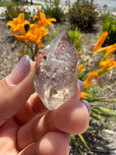 Load image into Gallery viewer, Natural Enhydro Quartz w/ Moving Bubble &/or Carbon/Black Inclusions,A472