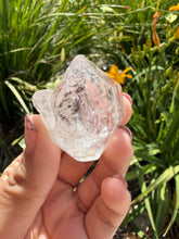 Load image into Gallery viewer, Natural Enhydro Quartz w/ Moving Bubble &/or Carbon/Black Inclusions,A452