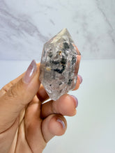 Load image into Gallery viewer, High Luster Enhydro Quartz w/ Moving Bubble &/or Carbon/Black Inclusions,A498