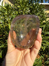 Load image into Gallery viewer, Small Smoky Quartz Offering Bowl,Crystal Quartz Altar Bowl,Crystal Tray,B105