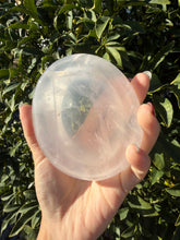 Load image into Gallery viewer, Natural Light Pink Rose Quartz Dish,Pale Pink Crystal Plate,Crystal Tray,B126