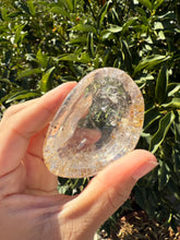 Load image into Gallery viewer, Mini Clear Quartz Offering Bowl,Crystal Quartz Altar Bowl,Crystal Tray,B96