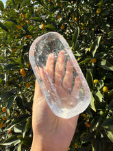 Load image into Gallery viewer, Clear Quartz Offering Bowl,Crystal Quartz Altar Bowl,Crystal Tray,B138