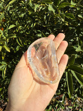 Load image into Gallery viewer, Mini Clear Quartz Offering Bowl,Crystal Quartz Altar Bowl,Crystal Tray,B102