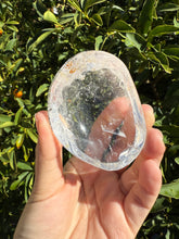 Load image into Gallery viewer, Mini Clear Quartz Offering Bowl,Crystal Quartz Altar Bowl,Crystal Tray,B98