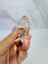 Load image into Gallery viewer, High Luster Enhydro Quartz w/ Moving Bubble &/or Carbon/Black Inclusions,A504