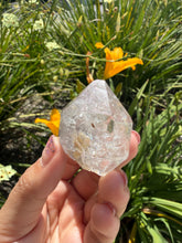 Load image into Gallery viewer, Natural Enhydro Quartz w/ Moving Bubble &/or Carbon/Black Inclusions,A449