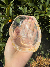 Load image into Gallery viewer, Clear Quartz Offering Bowl,Crystal Quartz Altar Bowl,Crystal Tray,B112