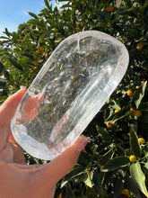 Load image into Gallery viewer, Clear Quartz Offering Bowl,Crystal Quartz Altar Bowl,Crystal Tray,B138