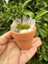 Load image into Gallery viewer, DIY Healing Crystal Flower Pot Kit