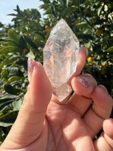 Load image into Gallery viewer, Natural Enhydro Quartz Crystal with Moving Water Bubble,A311