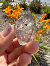 Load image into Gallery viewer, Natural Enhydro Quartz w/ Moving Bubble &/or Carbon/Black Inclusions,A472