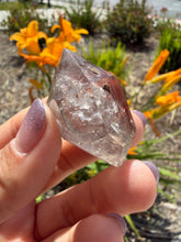 Load image into Gallery viewer, Natural Enhydro Quartz w/ Moving Bubble &/or Carbon/Black Inclusions,A472