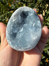 Load image into Gallery viewer, Celestite Geode Egg,Raw Celestine for Calming Energy,A285