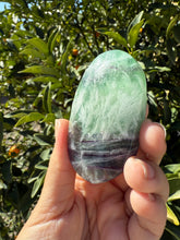 Load image into Gallery viewer, Natural Feather Fluorite Palm Stone,Snowflake Quartz Fluorite Palm Stone,A181