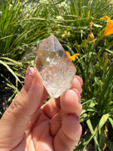 Load image into Gallery viewer, Natural Enhydro Quartz w/ Moving Bubble &/or Carbon/Black Inclusions,A451