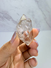 Load image into Gallery viewer, High Luster Enhydro Quartz w/ Moving Bubble &/or Carbon/Black Inclusions,A504