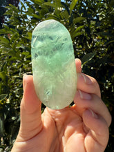 Load image into Gallery viewer, Natural Feather Fluorite Palm Stone,Snowflake Quartz Fluorite Palm Stone,A179