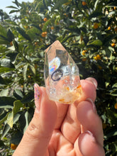 Load image into Gallery viewer, Natural Enhydro Quartz Crystal with Moving Water Bubble,A310
