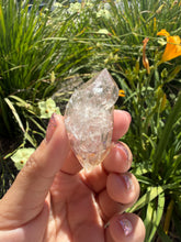 Load image into Gallery viewer, Natural Enhydro Quartz w/ Moving Bubble &/or Carbon/Black Inclusions,A446