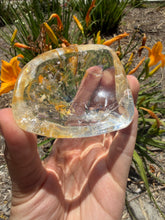 Load image into Gallery viewer, Small Golden Healer Quartz Bowl,Crystal Quartz Altar Bowl,Crystal Tray,B160