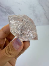 Load image into Gallery viewer, High Luster Enhydro Quartz w/ Moving Bubble &/or Carbon/Black Inclusions,A500