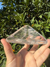 Load image into Gallery viewer, Clear Quartz Offering Bowl,Crystal Quartz Altar Bowl,Crystal Tray,B111