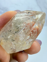 Load image into Gallery viewer, High Luster Enhydro Quartz w/ Moving Bubble &/or Carbon/Black Inclusions,A503