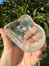 Load image into Gallery viewer, Clear Quartz Offering Bowl,Crystal Quartz Altar Bowl,Crystal Tray,B110