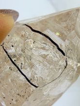 Load image into Gallery viewer, High Luster Enhydro Quartz w/ Moving Bubble &/or Carbon/Black Inclusions,A490