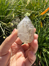 Load image into Gallery viewer, Natural Enhydro Quartz w/ Moving Bubble &/or Carbon/Black Inclusions,A458
