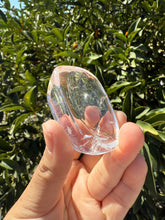Load image into Gallery viewer, Mini Clear Quartz Offering Bowl,Crystal Quartz Altar Bowl,Crystal Tray,B95