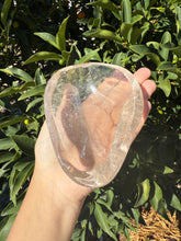 Load image into Gallery viewer, Large Clear Quartz Offering Bowl,Crystal Quartz Altar Bowl,Crystal Tray,B113